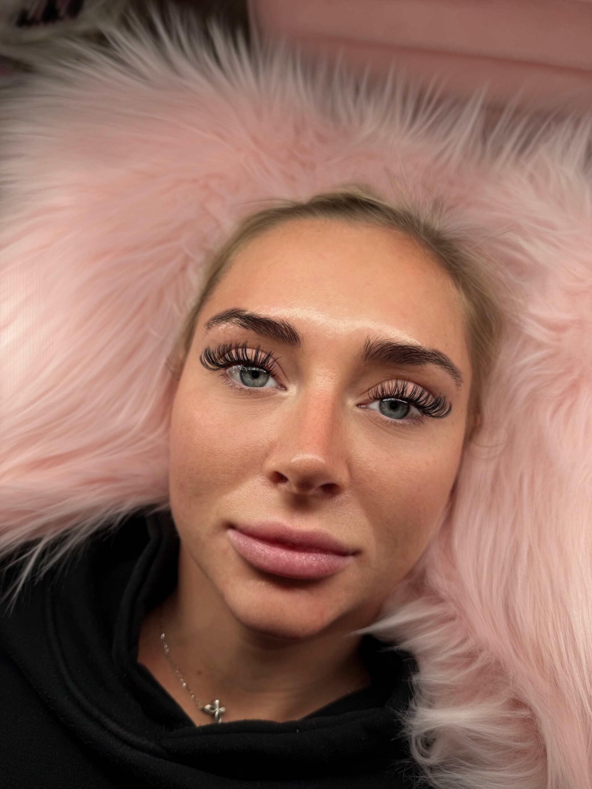 Long Wet Set lash extensions on blonde client